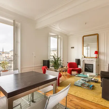 Veeve - Elegance By Gare Du Nord Apartment